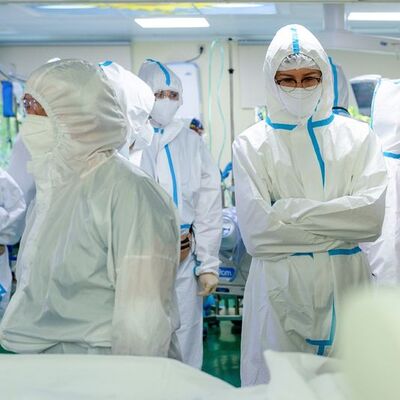 Rusya'da varyantlar salgının durumunu kötüleştirdi!