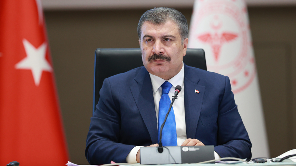 Bakan Koca: 18 yaş üstüne aşı başlıyor