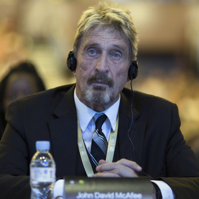 McAfee'nin kurucusu hücresinde ölü bulundu