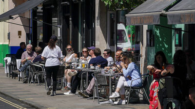 İngiltere'de vaka sayılarında 'delta' etkisi!