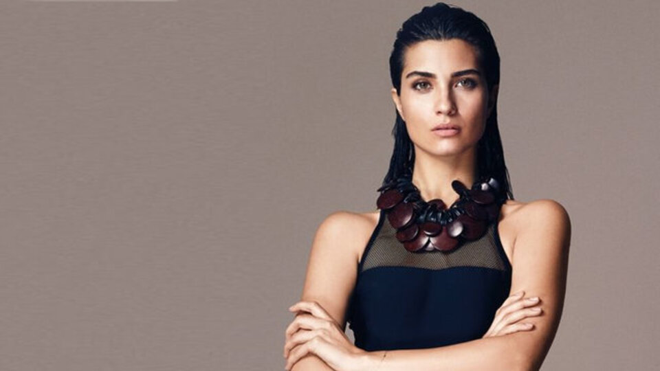 Tuba Büyüküstün kimdir?