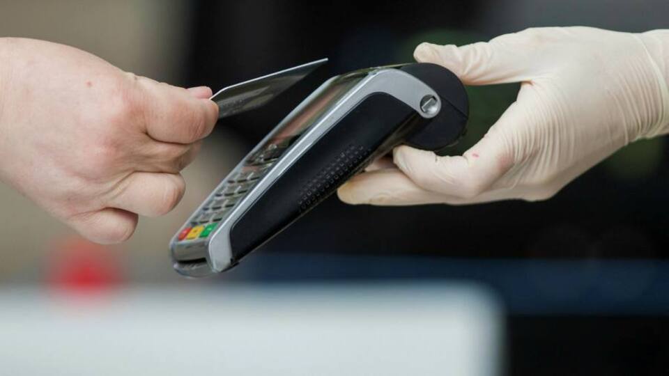 Artık 3 işlemden 2'si temassız