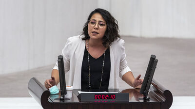 CHP'li Sera Kadıgil TİP'e geçti