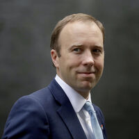 İngiltere Sağlık Bakanı'nın danışmanıyla fotoğrafları çıktı