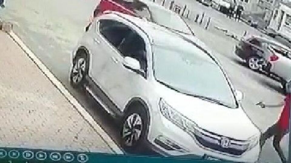 Sokakta katletti! Cinayet anı kamerada!