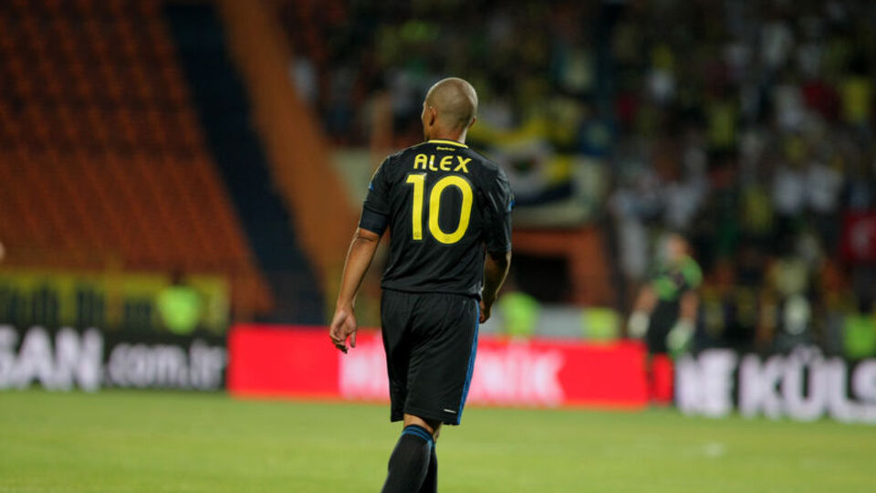 Alex de Souza'dan Ali Koç'a tebrik