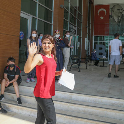 Üniversite sınavına girdi! Melek'in azmi!