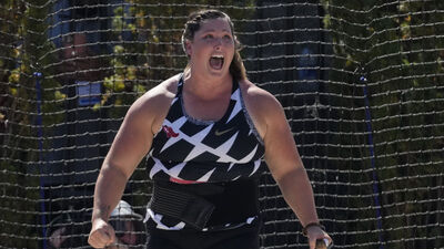 DeAnna Price tarihe geçti