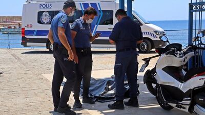 Kocasıyla denize girdi, çıkamadı