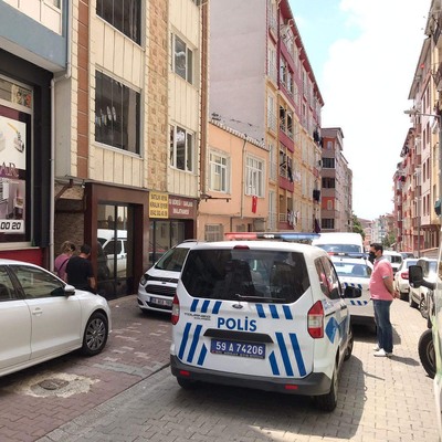 13 yaşındaki çocuk üvey annesini öldürdü!