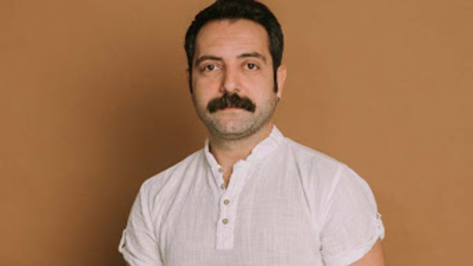 Gürhan Altundaşar kimdir?