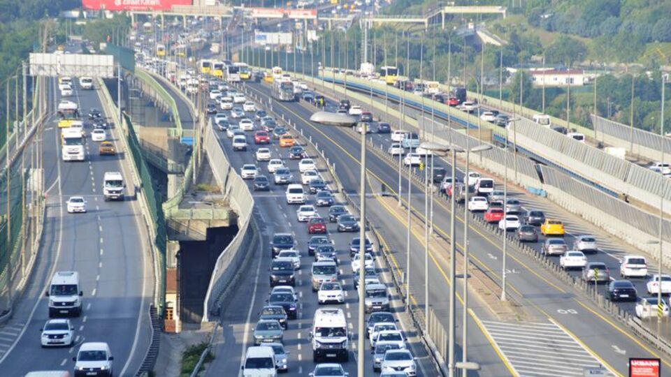 Yurt genelinde uygulanan sokağa çıkma kısıtlaması bitti