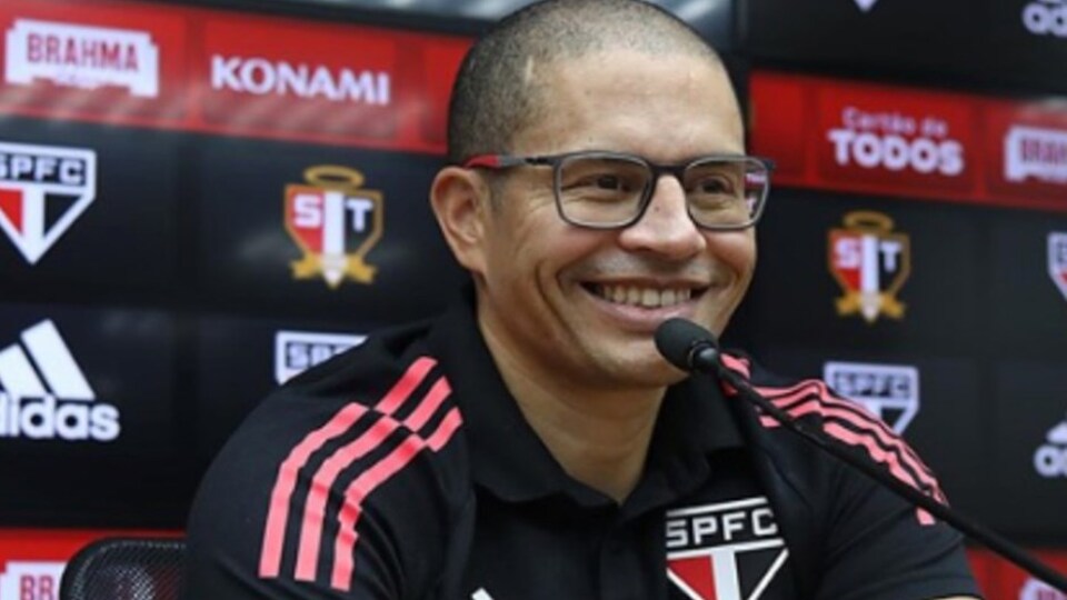 Teknik direktör olarak ilk maçına çıktı