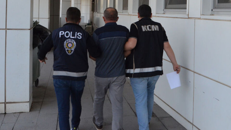 FETÖ operasyonları: 35 gözaltı kararı!