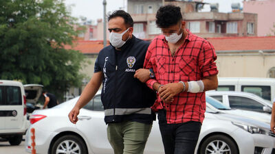 Kumar parası için polisin kolunu ısırdı!