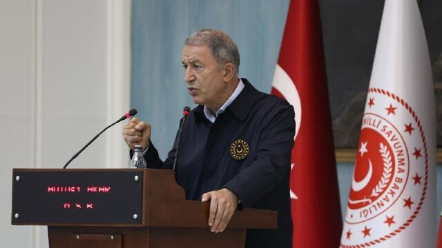 Bakan Akar'dan terörle mücadele mesajı
