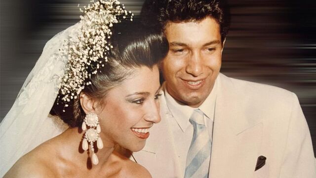 31 yıl sonra nikah fotoğrafını paylaştı