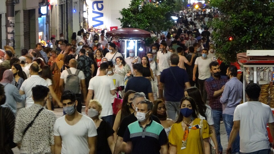 Bakan Koca, haftalık vaka sayılarını açıkladı