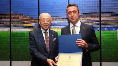 Ali Koç ve yönetimi mazbatalarını aldı