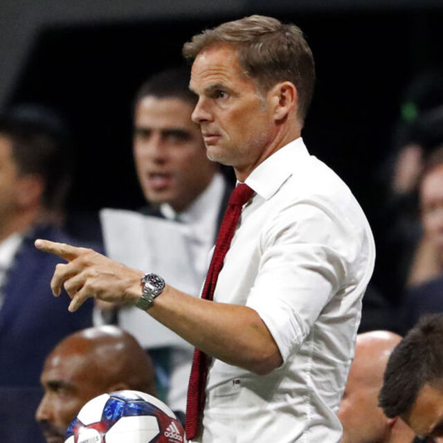 Frank de Boer ile yollar ayrıldı
