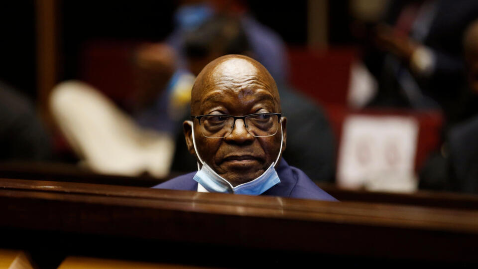 Güney Afrika eski Devlet Başkanı Zuma'ya hapis cezası