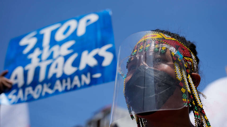 Filipinler Devlet Başkanı'na protesto