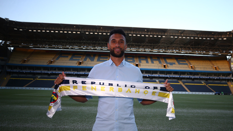 Fenerbahçe transferi resmen açıkladı!