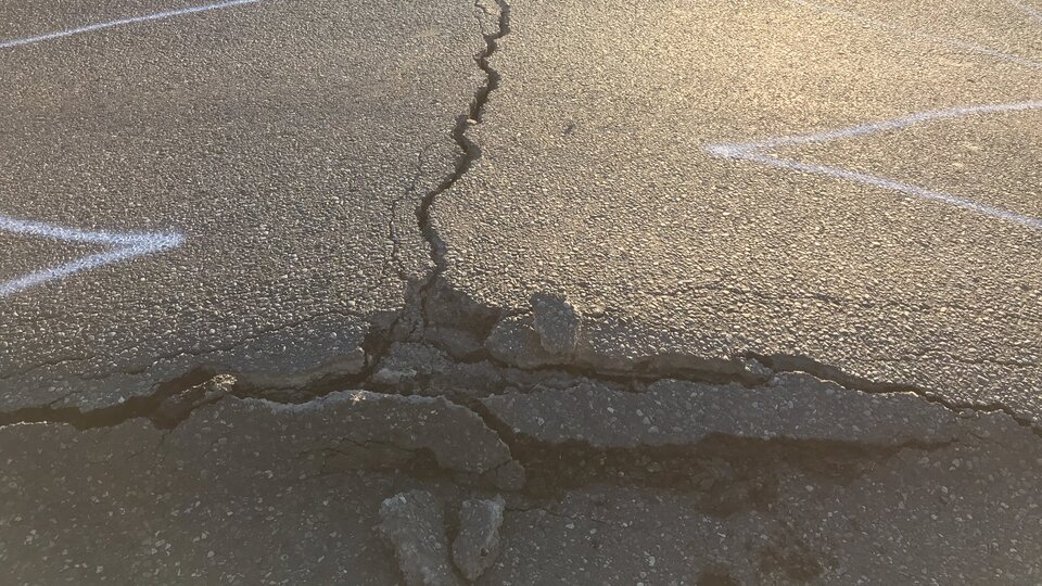 ABD'de kavuran sıcaklar: Yollar eridi!