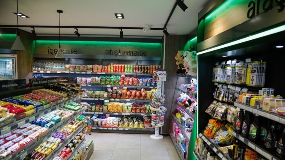 Kısıtlamalar bitti, market saatleri değişti!