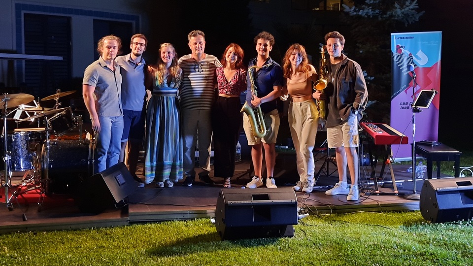 Caz festivali sona erdi