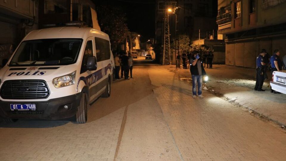 Adana'da silahlı ve nargileli kavga