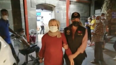 FETÖ elebaşının akrabası İzmir'de yakalandı