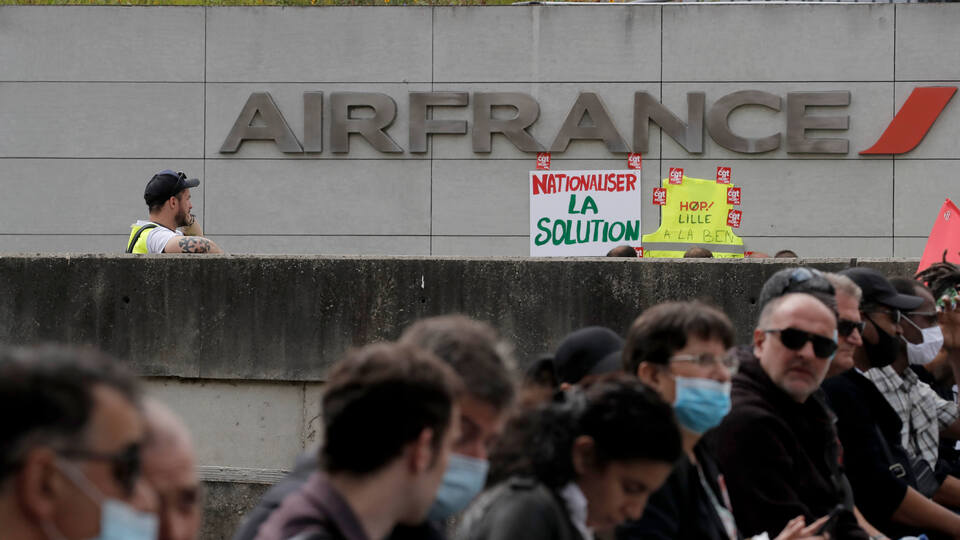 Paris havalimanlarında grev