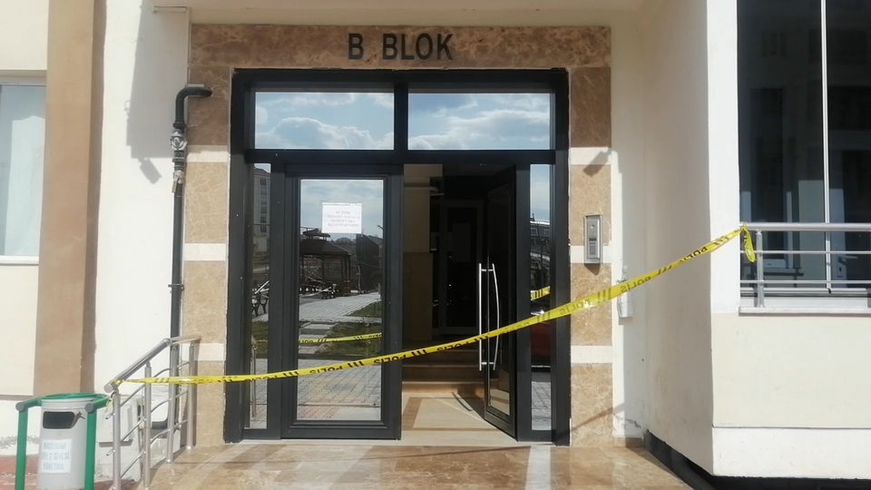 Malatya'da bir apartmana karantina!