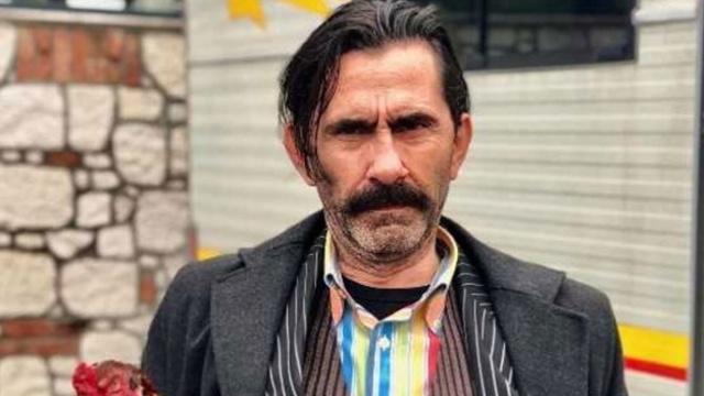 Peker Açıkalın kimdir?