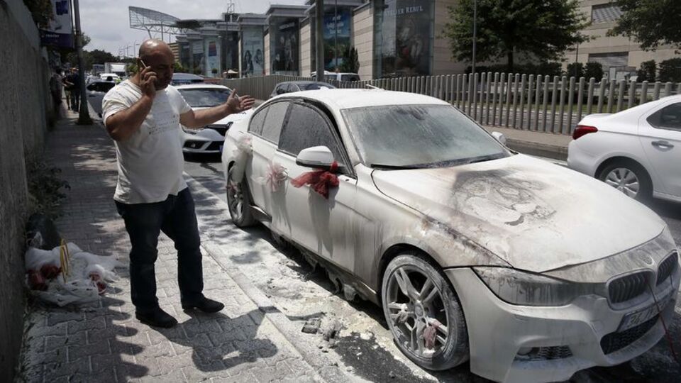 Düğün konvoyunda korku dolu anlar!