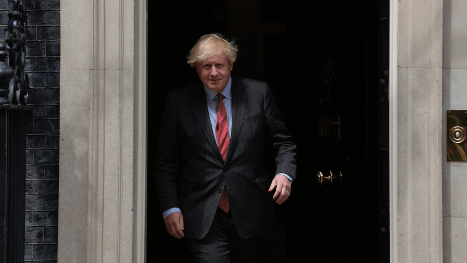 İngiltere'de Covid-19'da yeni dönem