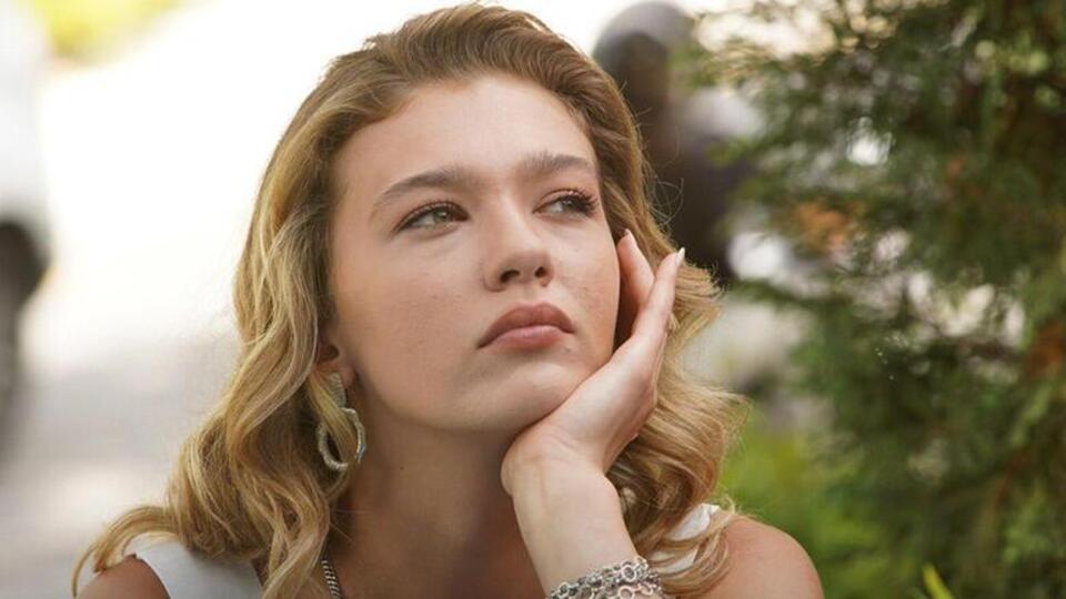 Melisa Döngel kimdir?