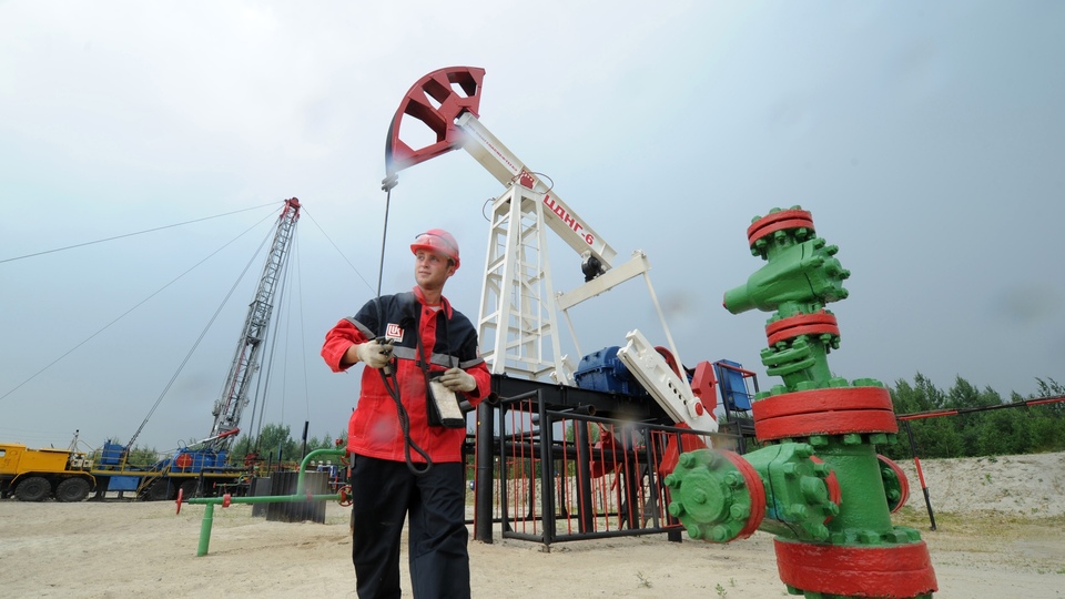 Brent petrol 77 doları aştı