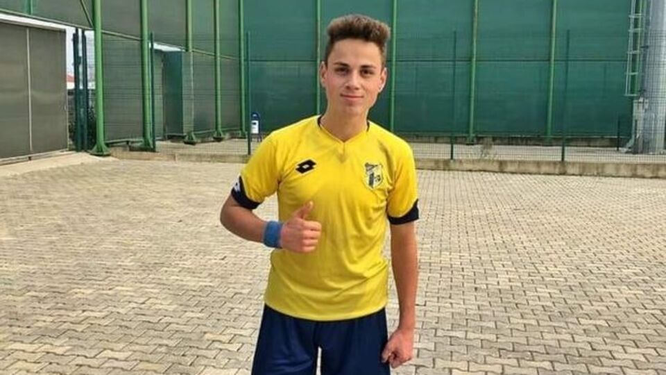 18 yaşındaki futbolcu boğuldu