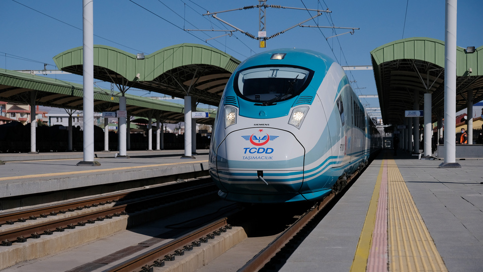 Ankara-İstanbul hattına ekspres sefer