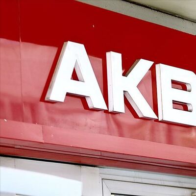Akbank 2 gün kapalı kaldı!