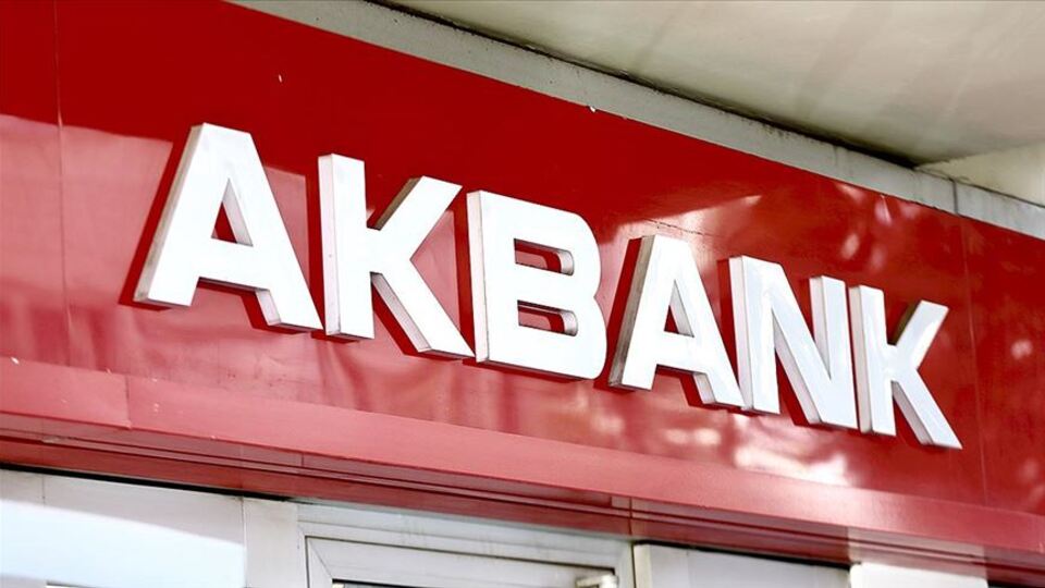 Akbank 2 gün kapalı kaldı!