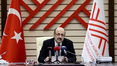 YÖK Başkanı Saraç, tıp fakültelerinin dekanlarıyla görüştü