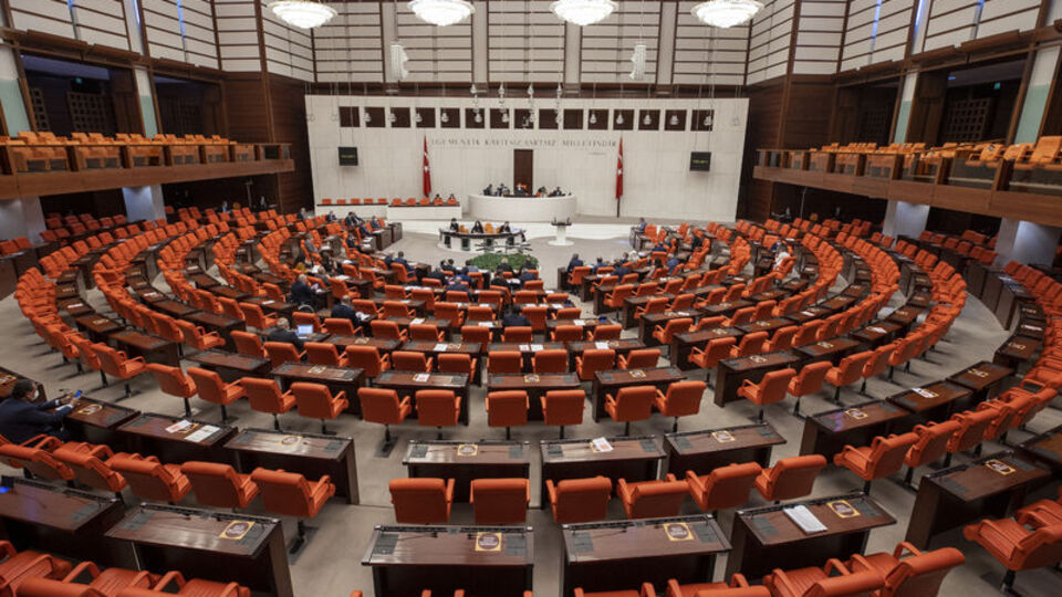 Hayvan hakları komisyondan geçti