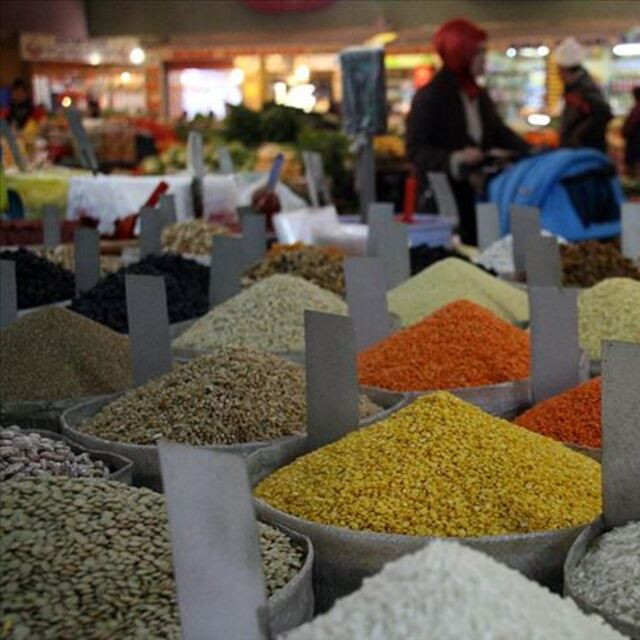 Küresel gıda fiyatları 12 ay sonra düştü