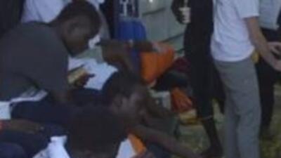 Akdeniz'de göçmenleri kurtaran gemi bir haftadır liman bekliyor