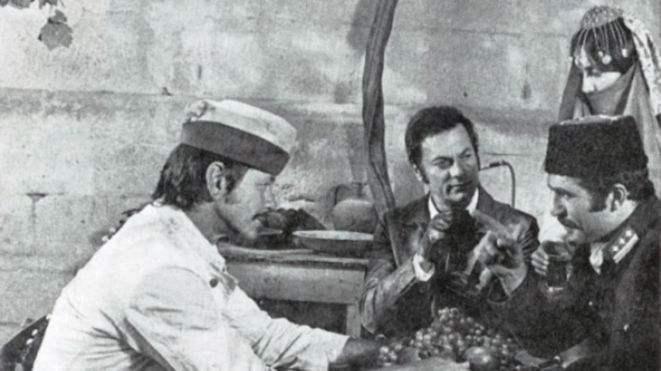 Tony Curtis onu Hollywood'a önerdi