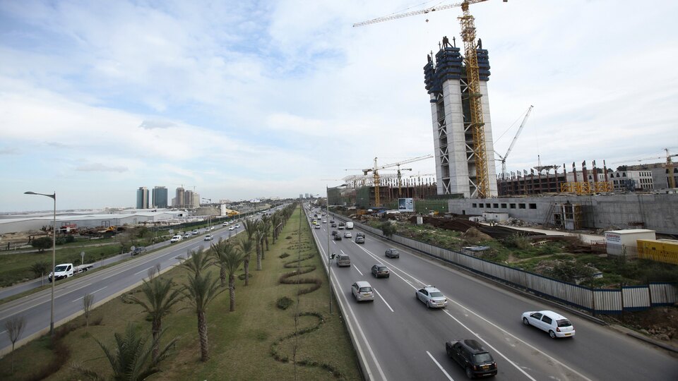 Cezayir'de trafik kazası: 18 ölü, 11 yaralı