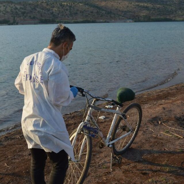 Çok acı! Geriye bisikleti kaldı